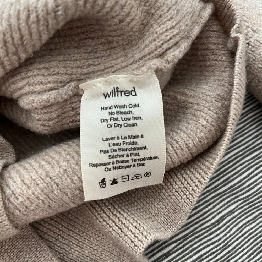 Wool sweater - Picture 3 of 8